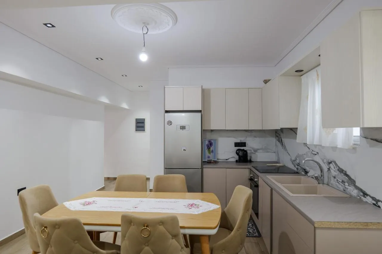 Ledjo City Flats Sarandë 公寓